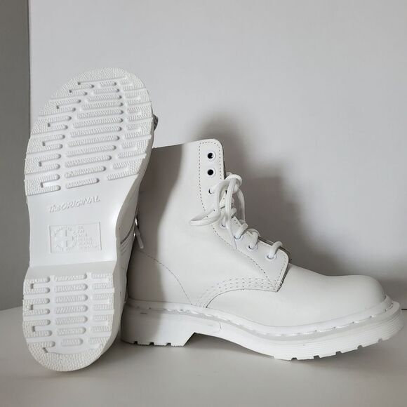 Dr. Martens 1460 Pascal Leather Mono Boot in Optical White Size 5 - Picture 2 of 3